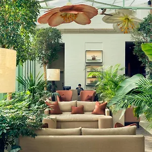 https://botanic-sanctuary-antwerp.hotelsantwerp.net