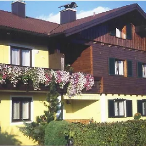 Haus Kernstock Guest house Salzburg