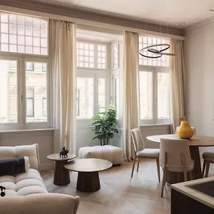 Zurenborg Bed & Breakfast Antwerp
